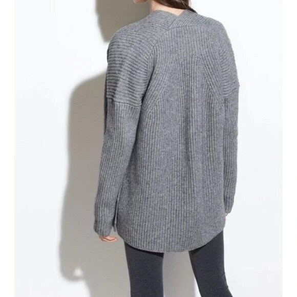 💕VINCE💕 Ribbed Side Buttoned Open Cardigan Sweater ~ Grey Wool Yak Small NWOT - Picture 7 of 16
